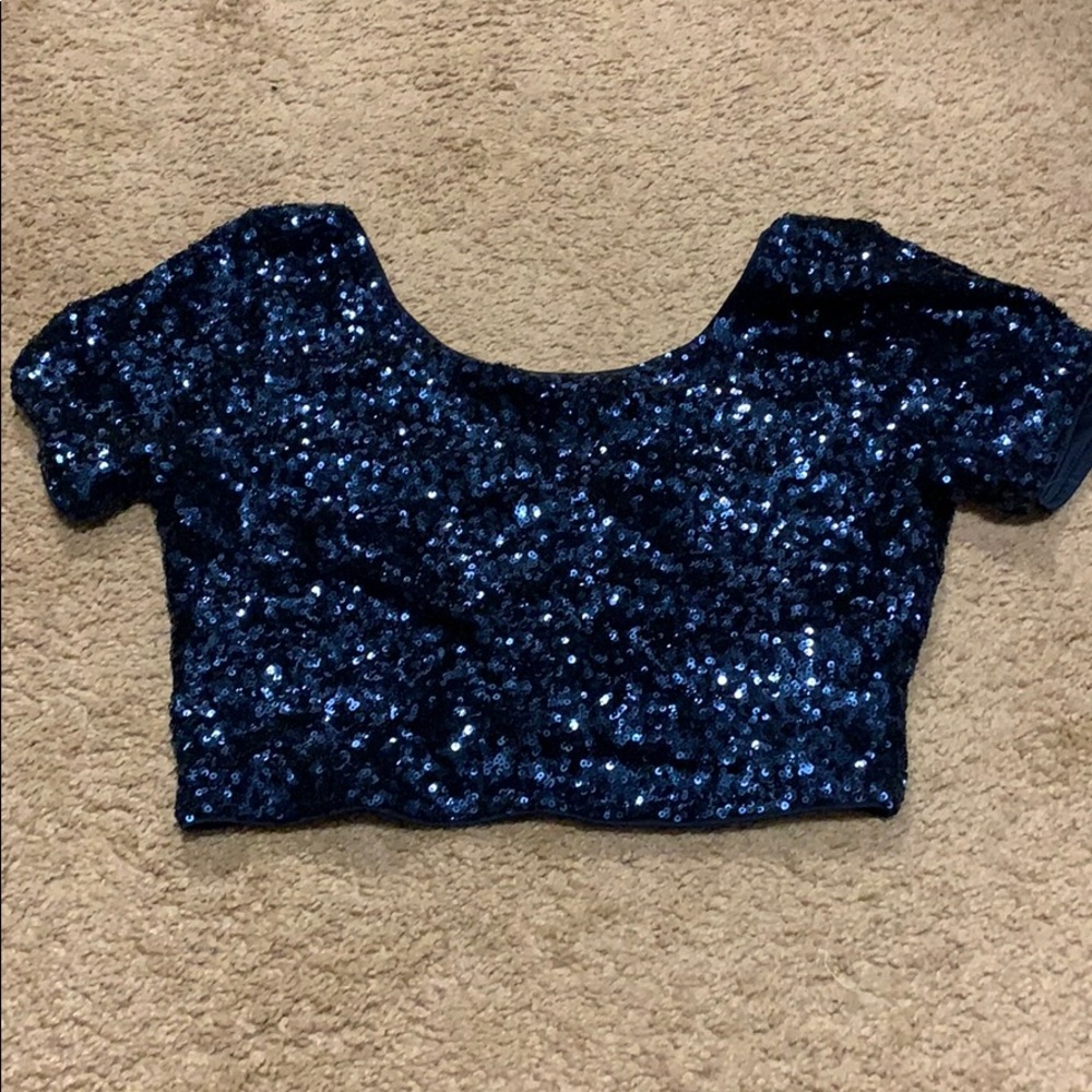 Navy blue crop top